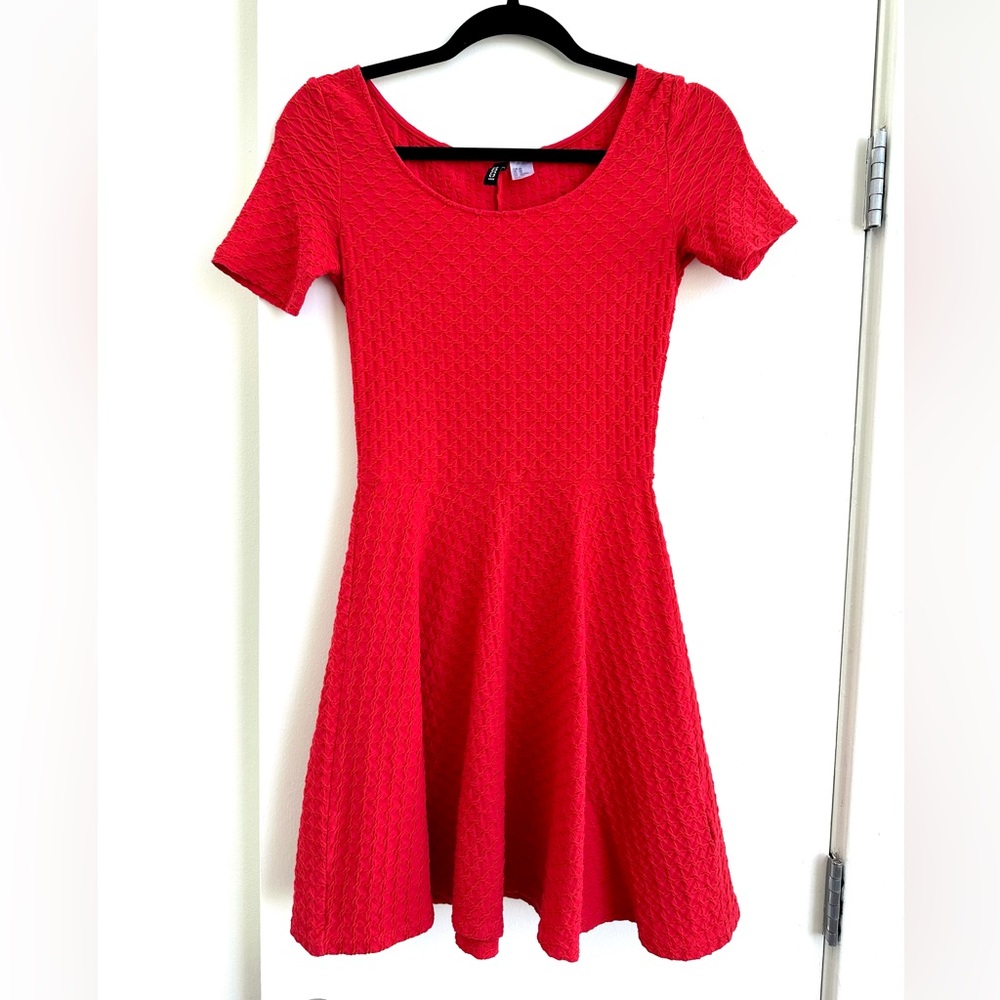 H&M FLARE DRESS - Picture 3 of 12